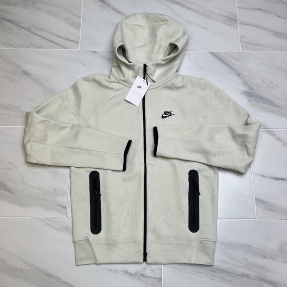 Nike Men's Sportswear Tech Fleece 'Sea Glass' Windrunner Hoodie FB7921-020 - Picture 1 of 8